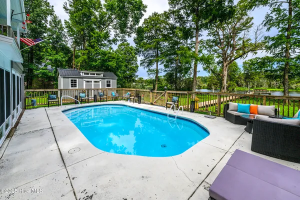$485,000 | 210 Gangplank Road, New Bern, NC 28562