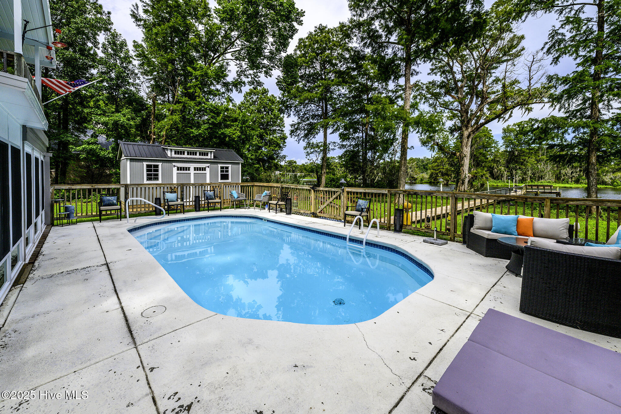 210 Gangplank Road New Bern, NC 28562 - Photo 7 of 86 In-ground Salt Water Pool