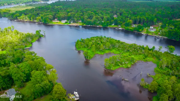 $485,000 | 210 Gangplank Road, New Bern, NC 28562