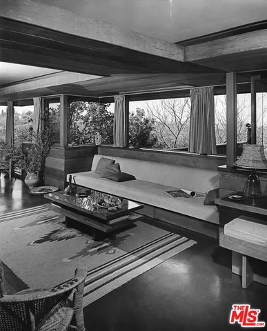 $3,000,000 | 4260 Sea View Lane, Los Angeles, CA 90065