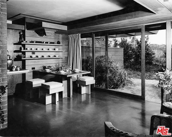 $3,000,000 | 4260 Sea View Lane, Los Angeles, CA 90065