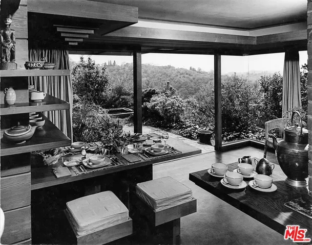 $3,000,000 | 4260 Sea View Lane, Los Angeles, CA 90065