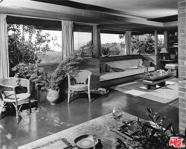 $3,000,000 | 4260 Sea View Lane, Los Angeles, CA 90065