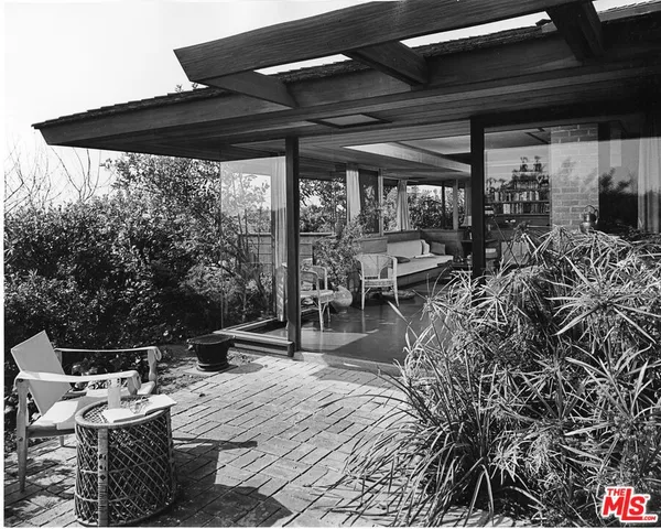 $3,000,000 | 4260 Sea View Lane, Los Angeles, CA 90065