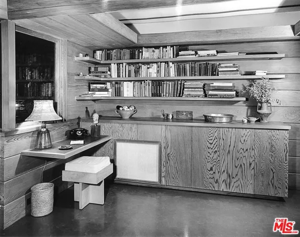 $3,000,000 | 4260 Sea View Lane, Los Angeles, CA 90065