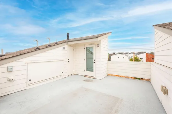a view of a walk in closet