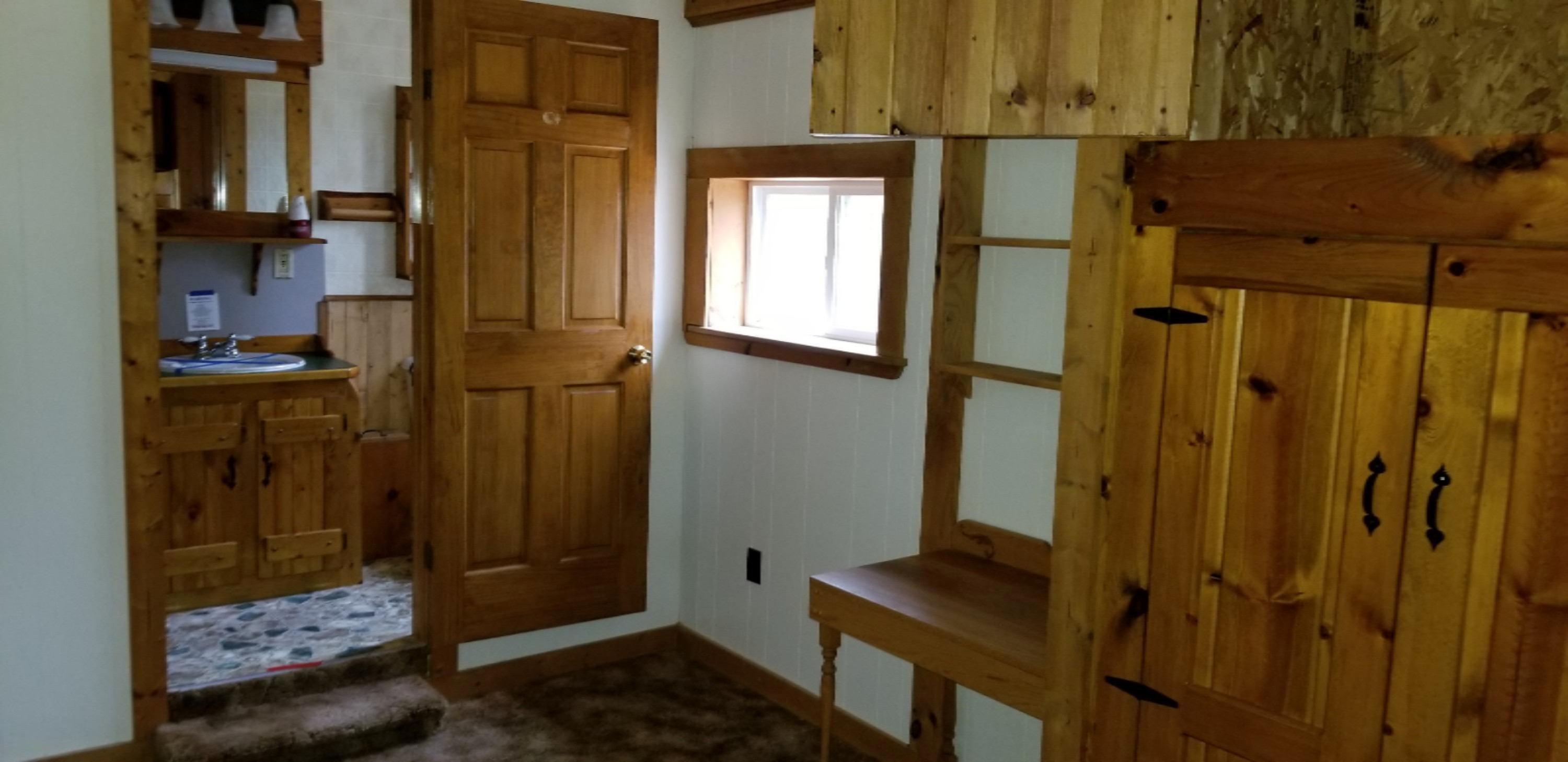 4448 East Tamarack Road Edmore, MI 48829 - Photo 14 of 24 bed room going into bathroom