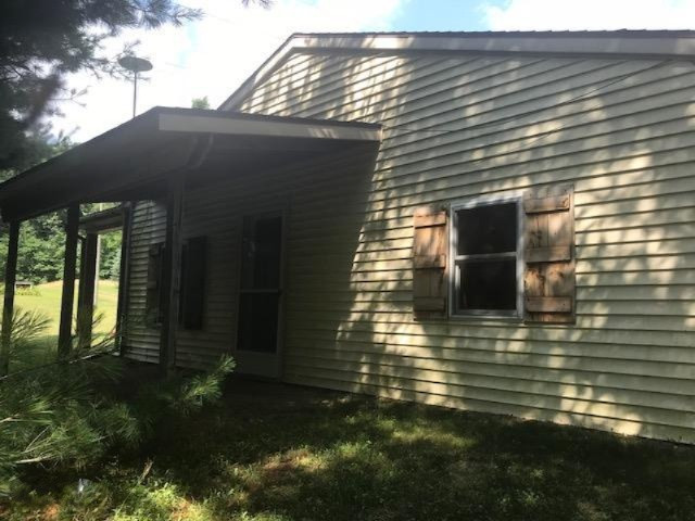 4448 East Tamarack Road Edmore, MI 48829 - Photo 2 of 24 IMG_3208