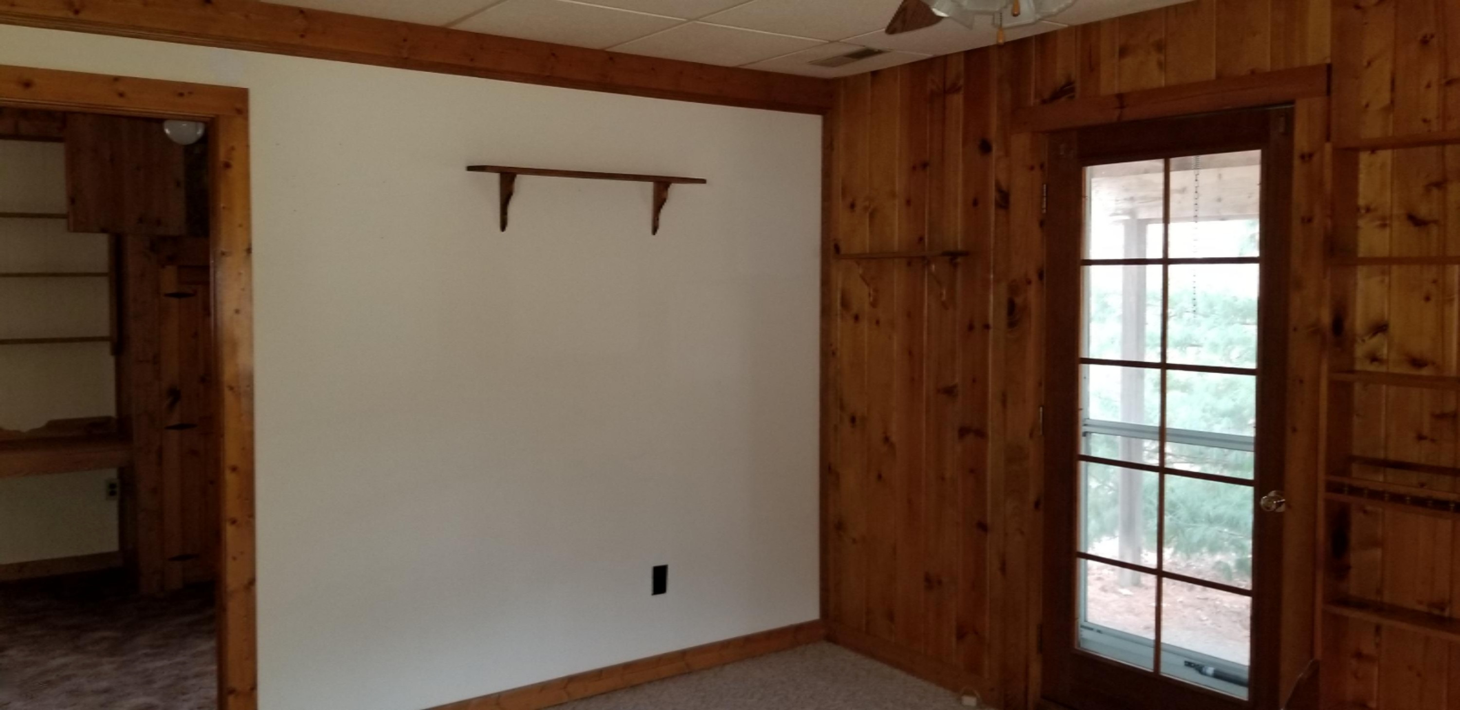 4448 East Tamarack Road Edmore, MI 48829 - Photo 5 of 24 living room (2)