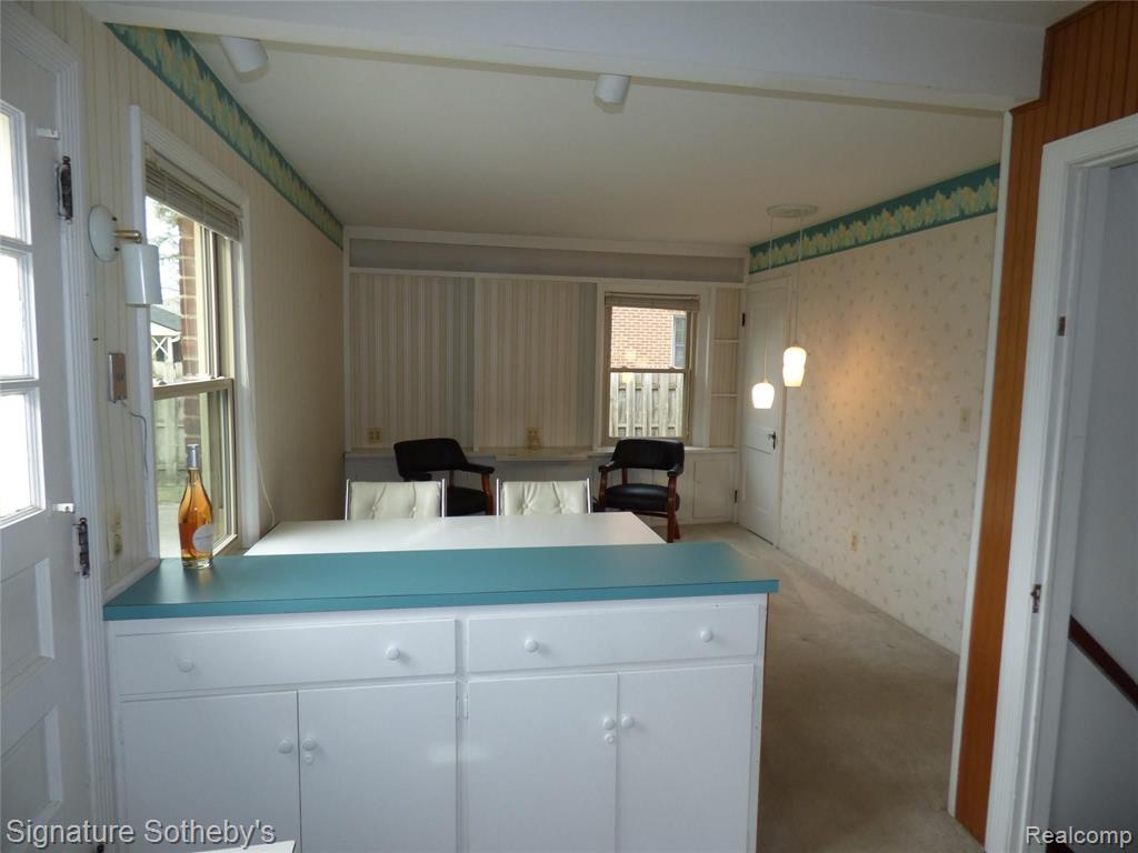 4083 Wakefield Road Berkley, MI 48072 - Photo 10 of 49