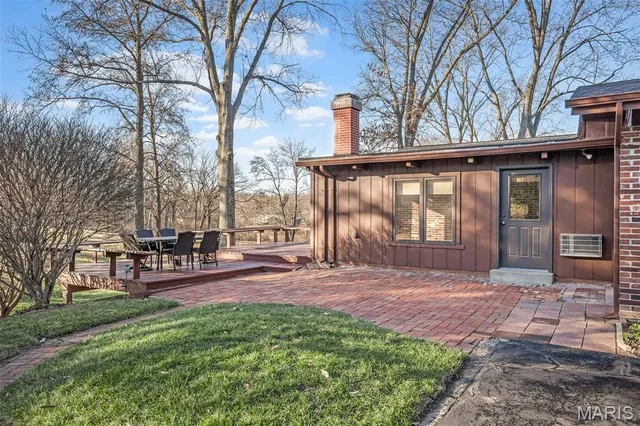 $600,000 | 502 Richley Drive, Chesterfield, MO 63017