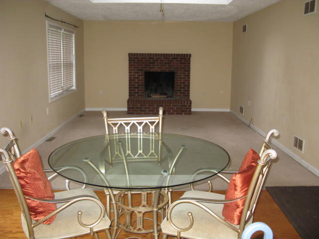 8005 Olsen Road Roanoke, VA 24019 - Photo 8 of 24 IMG_2558