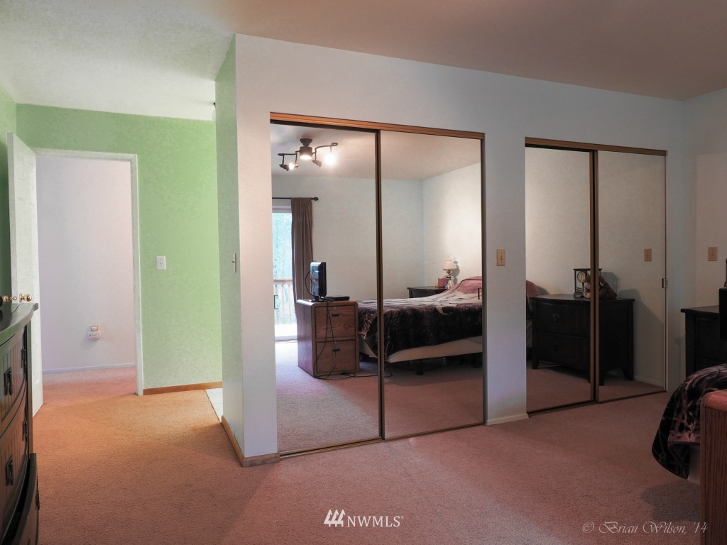301 Northeast Pine Camp Road Belfair, WA 98528 - Photo 9 of 23 Gallery Image 9