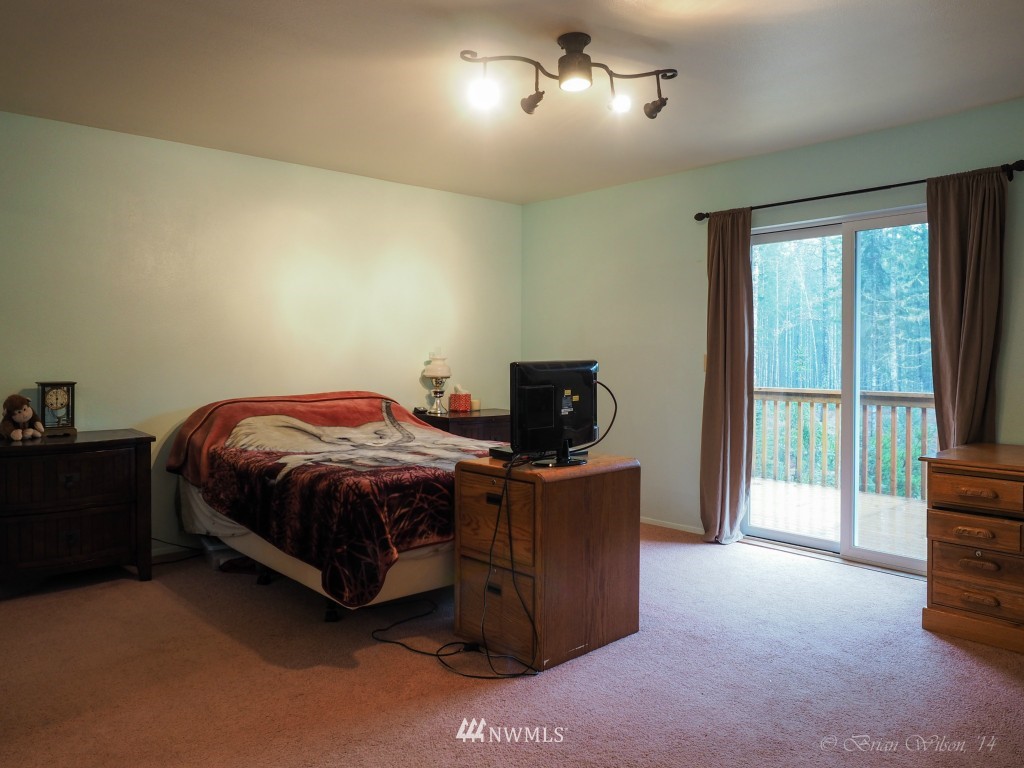 301 Northeast Pine Camp Road Belfair, WA 98528 - Photo 10 of 23 Gallery Image 10