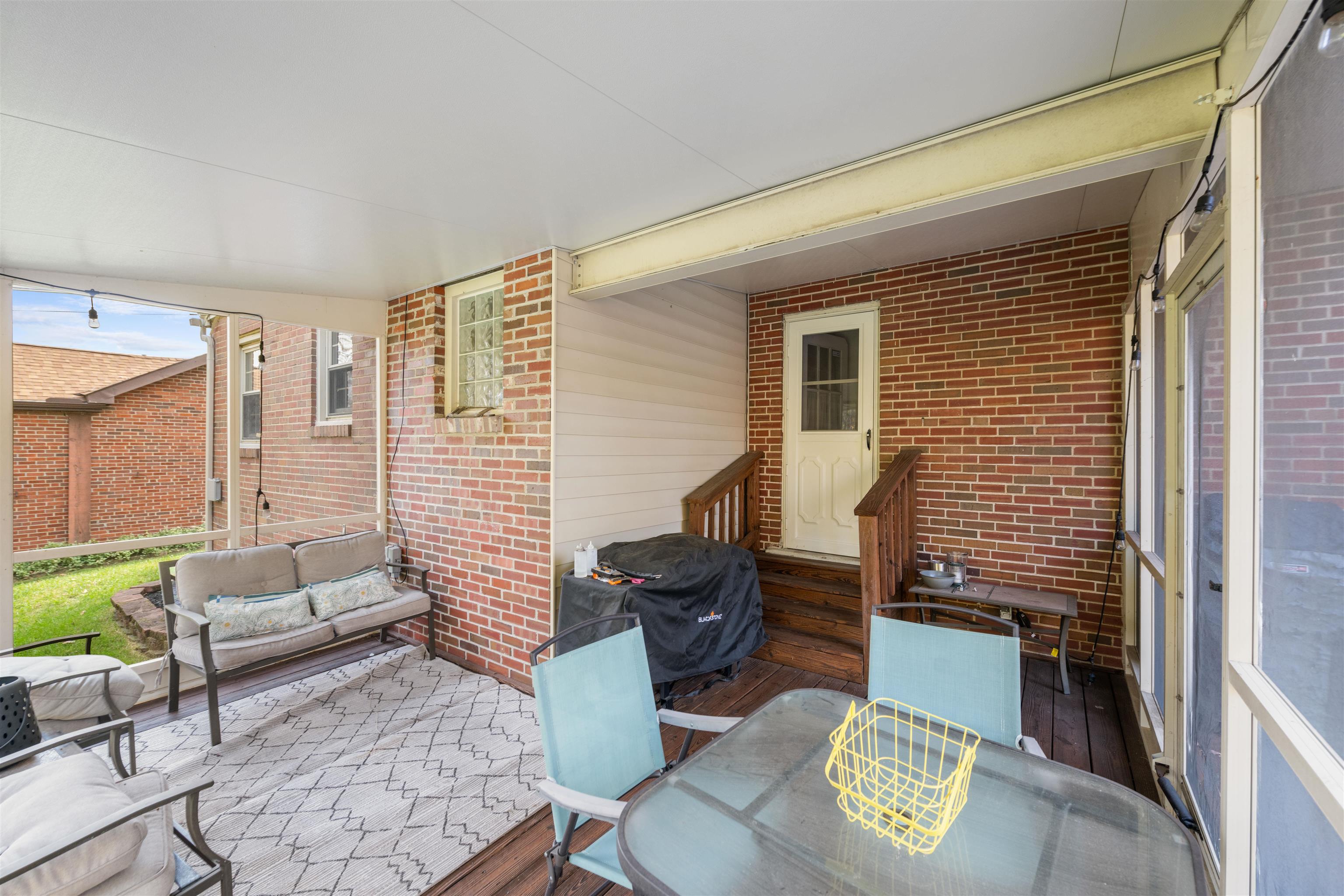 2864 Roseneath Road Huntington, WV 25705 - Photo 24 of 28 Gallery Image 24