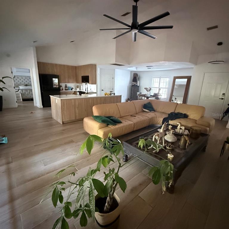 1908 West Socrum Loop Road Lakeland, FL 33810 - Photo 5 of 17