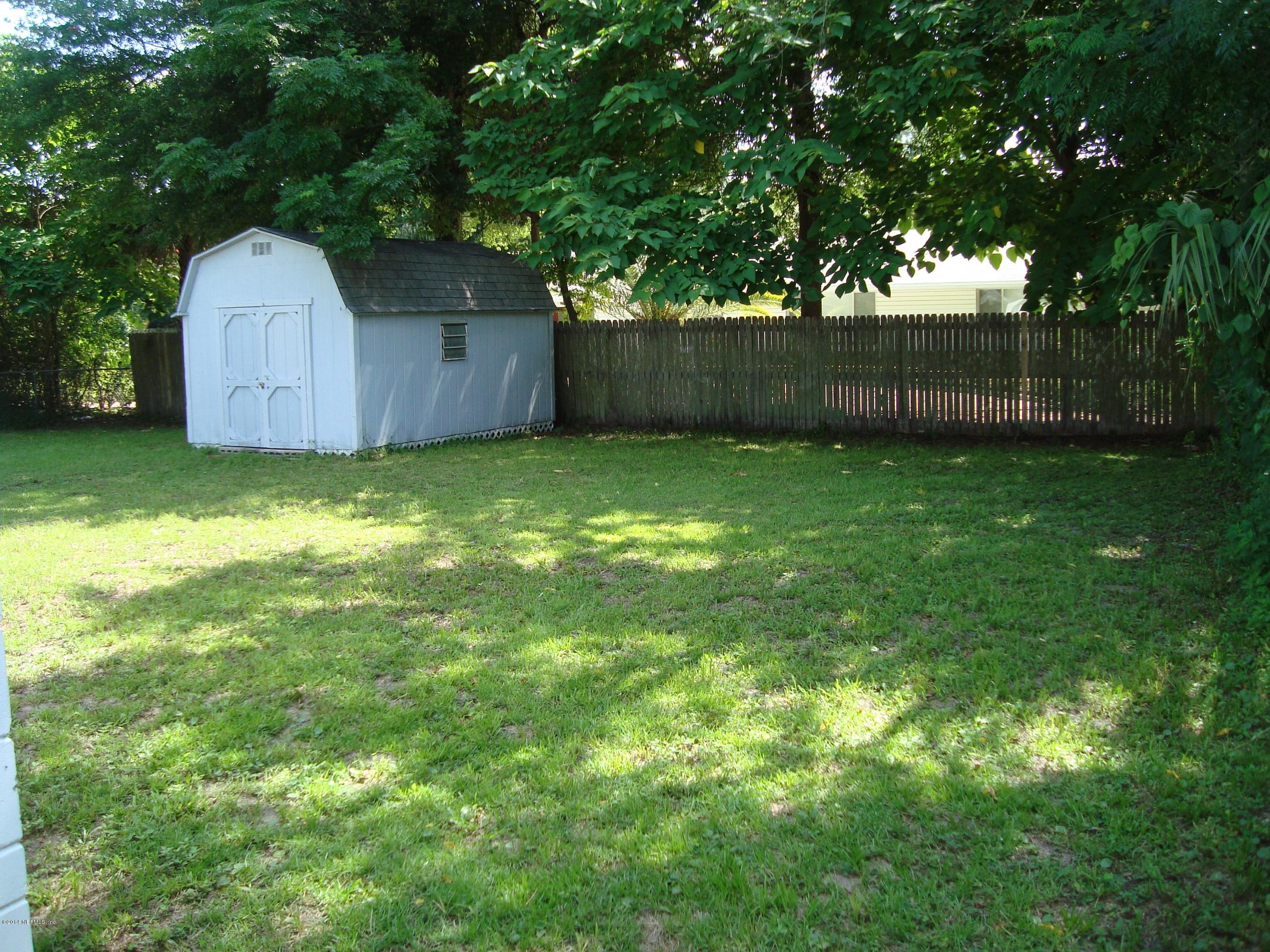 3263 Shetland Road West Jacksonville, FL 32277 - Photo 17 of 19 26 - Back Yard