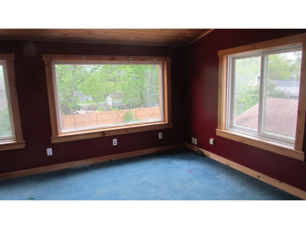 34 Washington Street Rochester, NH 03867 - Photo 7 of 10