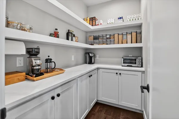 $1,295,000 | 2012 Paris Cottage Grove, Cottage Grove, WI 53527