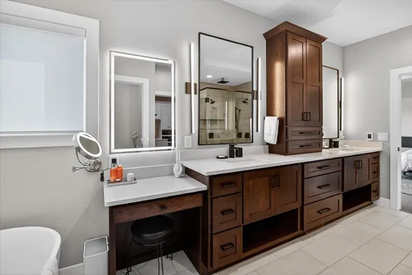 $1,295,000 | 2012 Paris Cottage Grove, Cottage Grove, WI 53527