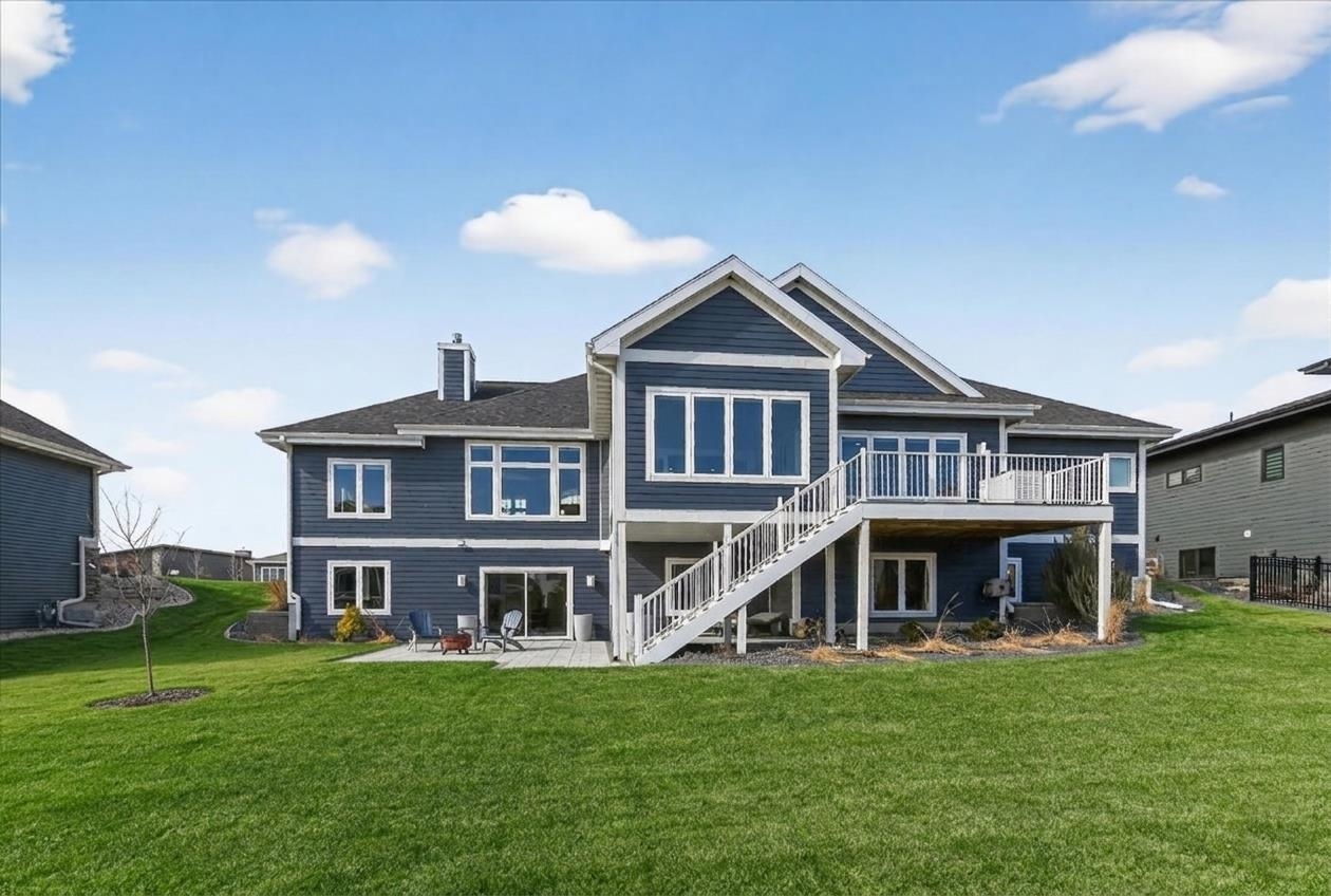 2012 Paris Cottage Grove Cottage Grove, WI 53527 - Photo 4 of 69