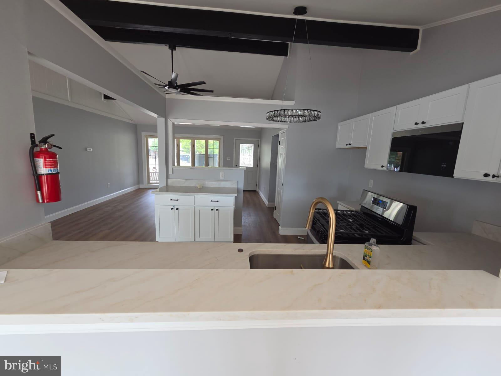 1227 Clements Bridge Road Woodbury, NJ 08096 - Photo 3 of 22 Gallery Image 3