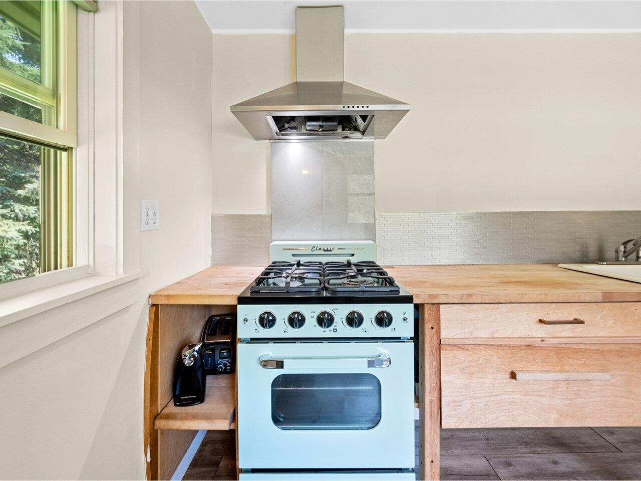 90 Factory Street East Montpelier, VT 05667 - Photo 12 of 38