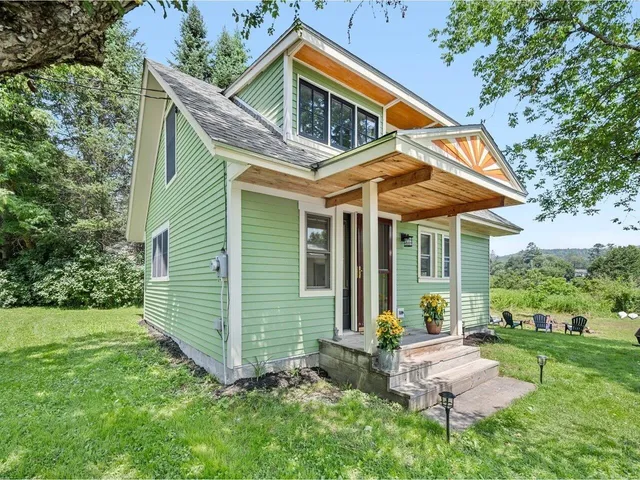 $330,000 | 90 Factory Street, East Montpelier, VT 05667