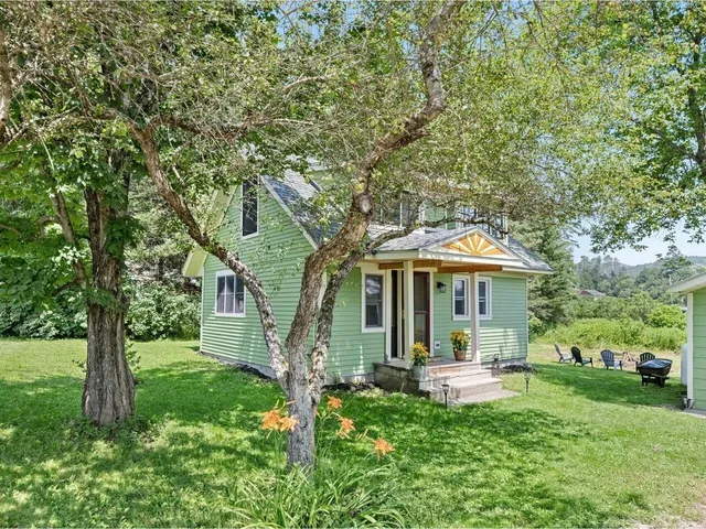 $330,000 | 90 Factory Street, East Montpelier, VT 05667