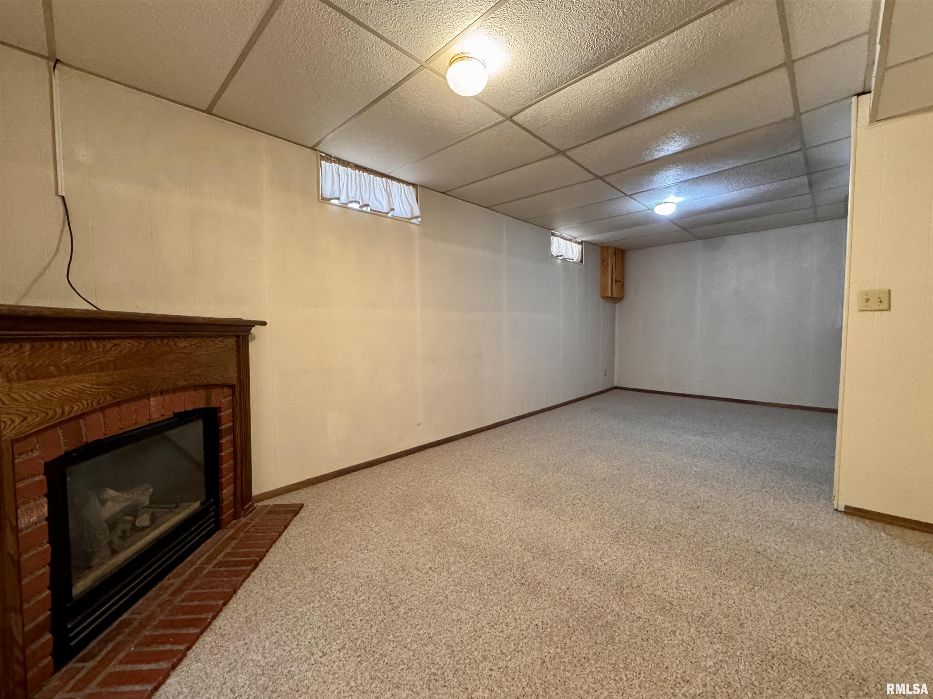 439 East Yeiser Street Macomb, IL 61455 - Photo 16 of 24