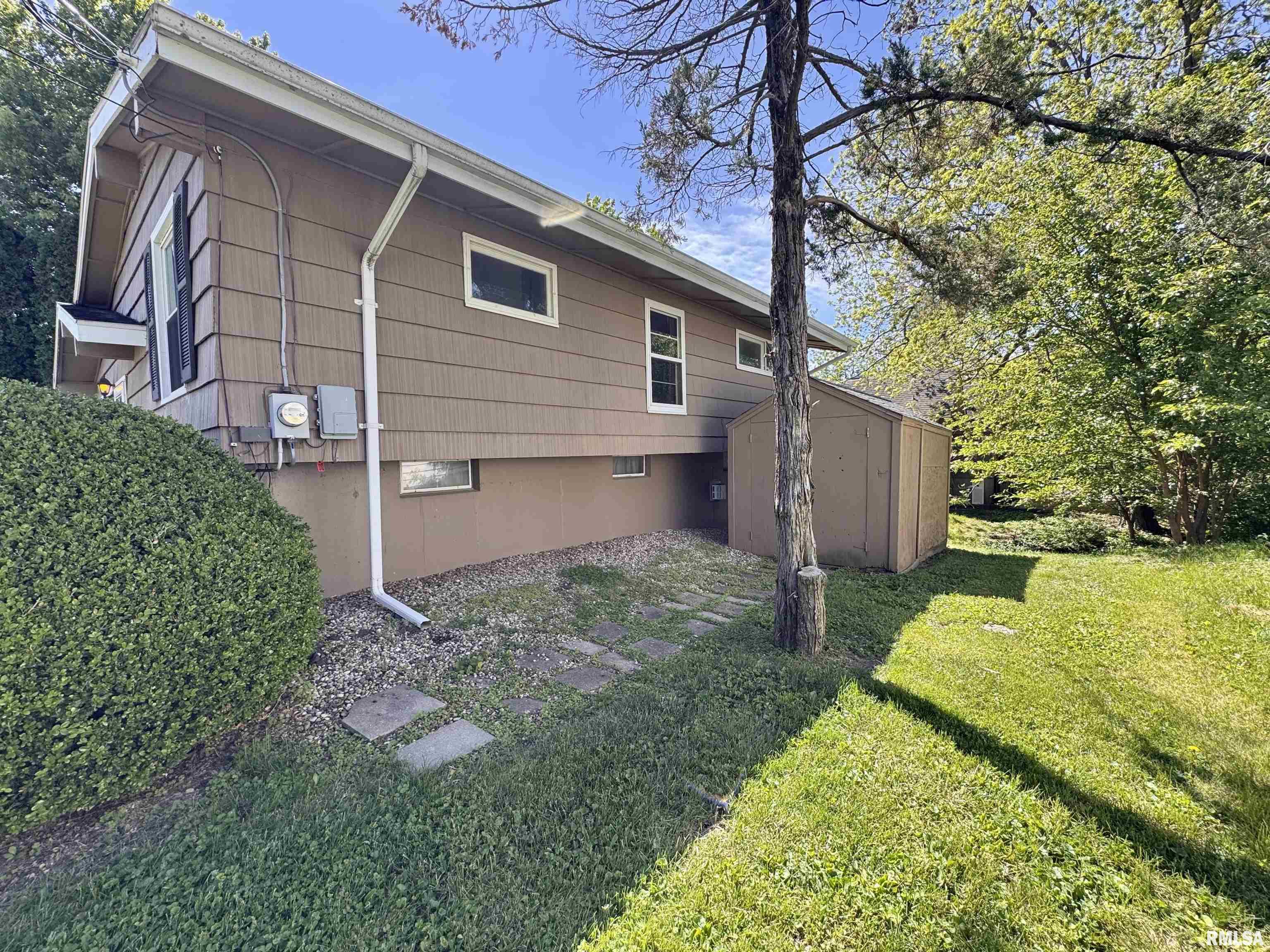 439 East Yeiser Street Macomb, IL 61455 - Photo 23 of 24