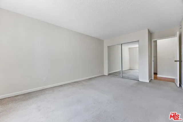 $600,000 | 18530 Hatteras Street, Unit 313, Tarzana, CA 91356