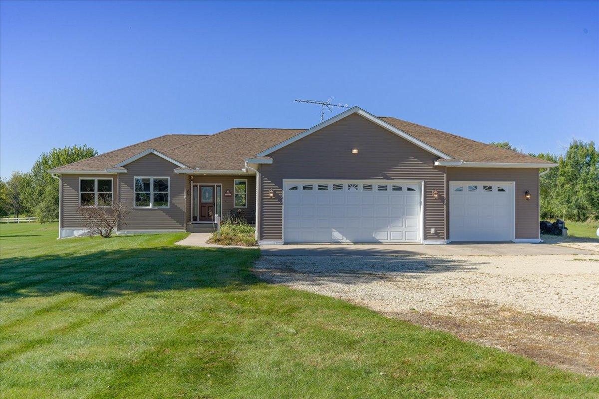 N5687 1210th Street Prescott, WI 54021 - Photo 1 of 1