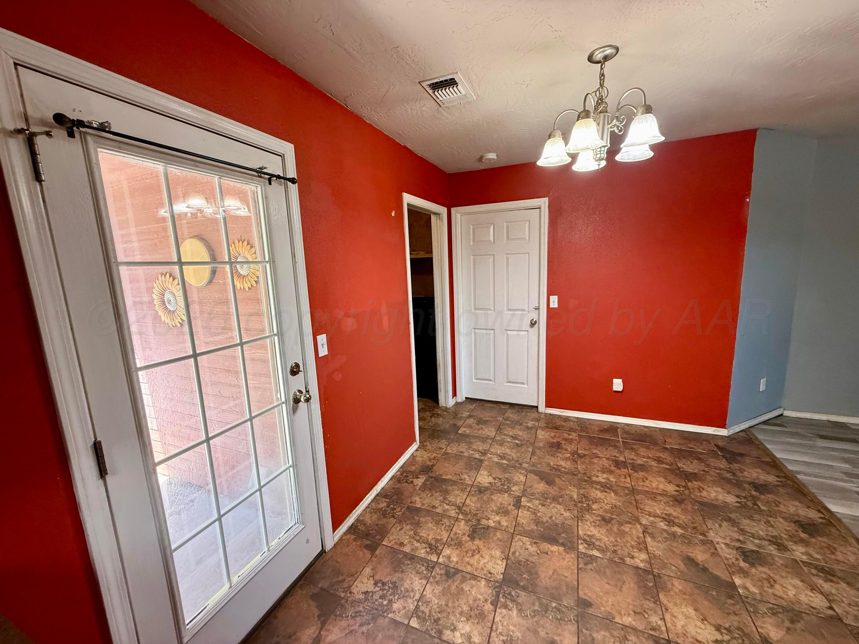 7006 Explorer Trail Amarillo, TX 79118 - Photo 8 of 24 Dining Area