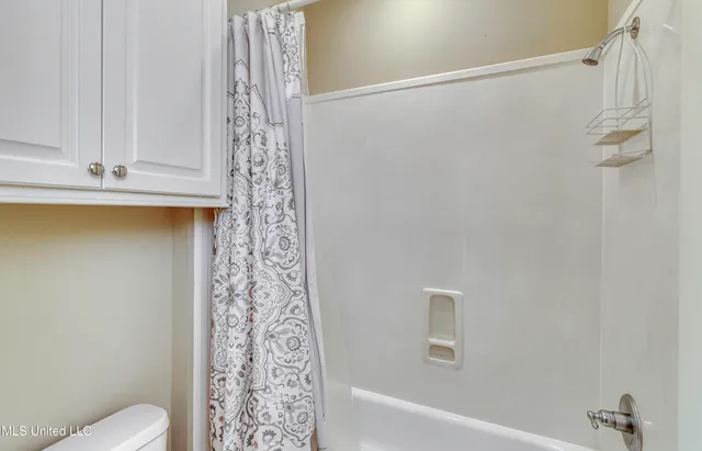 $390,000 | 102 North Valley Common, Madison, MS 39110