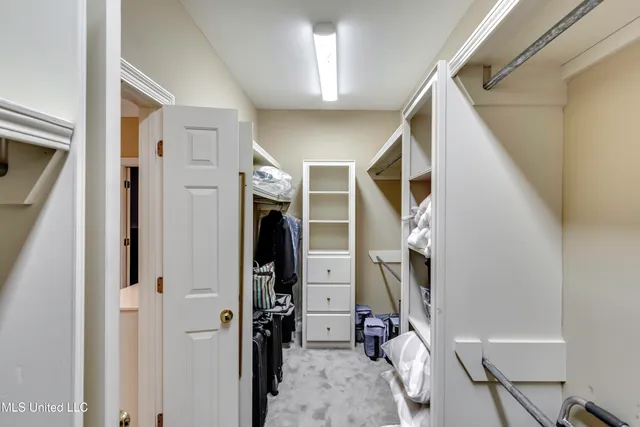 $390,000 | 102 North Valley Common, Madison, MS 39110