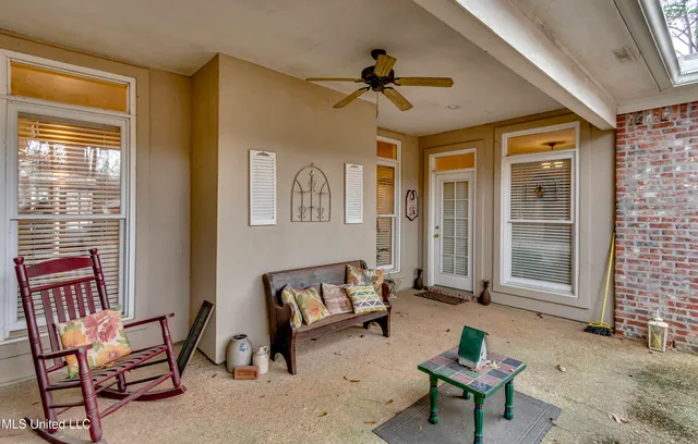 $390,000 | 102 North Valley Common, Madison, MS 39110