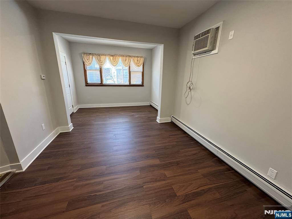 8 Lincoln Place, Unit 1 East Rutherford, NJ 07073 - Photo 3 of 9