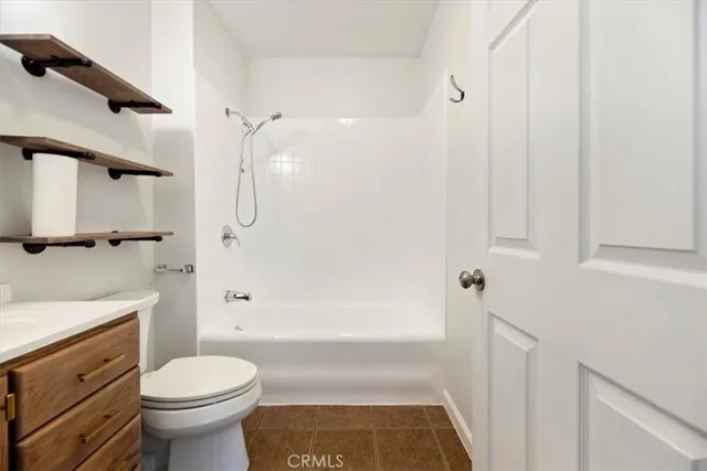 $649,999 | 10779 Barlow Avenue, Lynwood, CA 90262