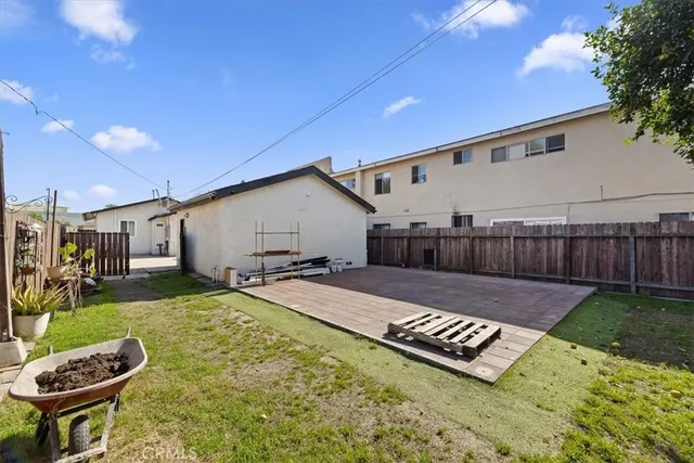 $649,999 | 10779 Barlow Avenue, Lynwood, CA 90262