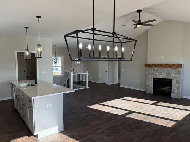 $429,900 | 202 Edgewater Court, Theresa, WI 53091