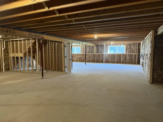 $429,900 | 202 Edgewater Court, Theresa, WI 53091