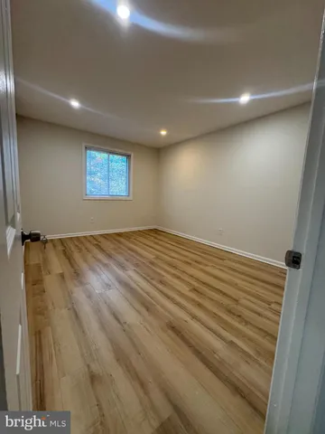 $2,000 | 1023 Oakwood Drive, Unit 2, Huntingdon Valley, PA 19006