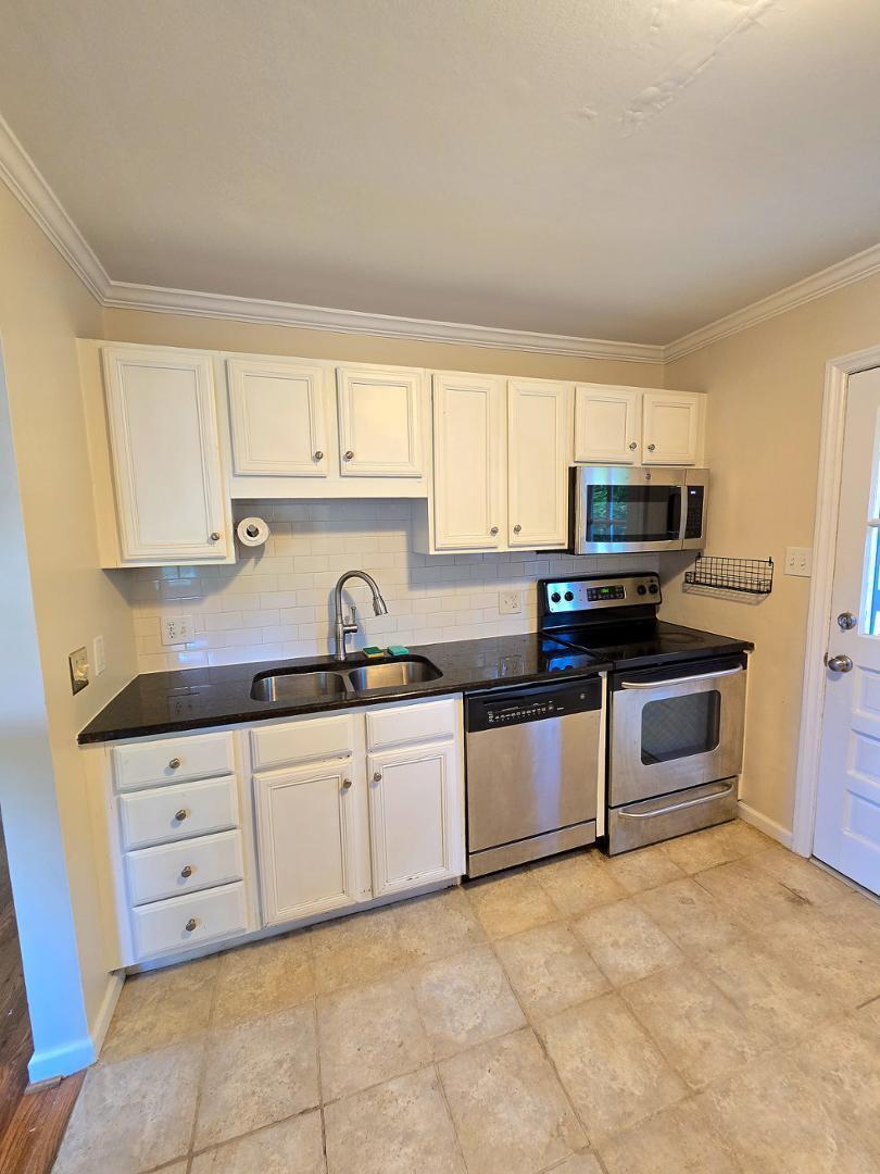 2211 Bernard Street Raleigh, NC 27608 - Photo 6 of 23 Photo #6