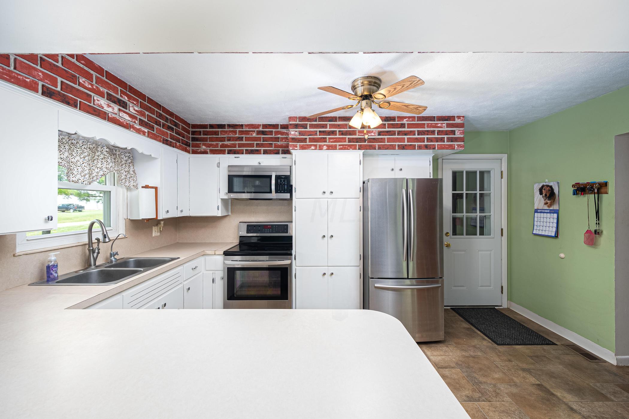 7020 Basil Road Northwest Baltimore, OH 43105 - Photo 15 of 45