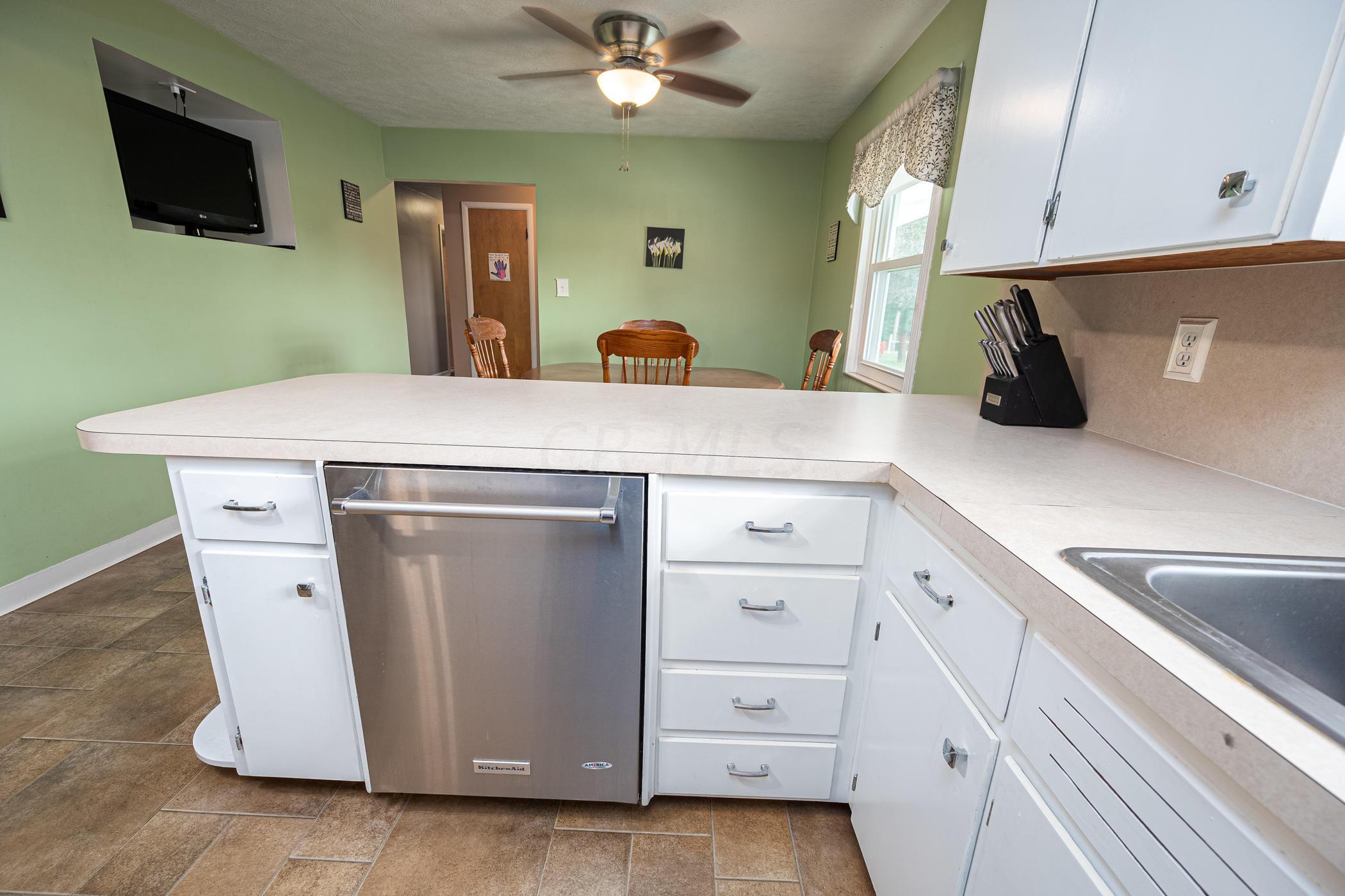 7020 Basil Road Northwest Baltimore, OH 43105 - Photo 16 of 45