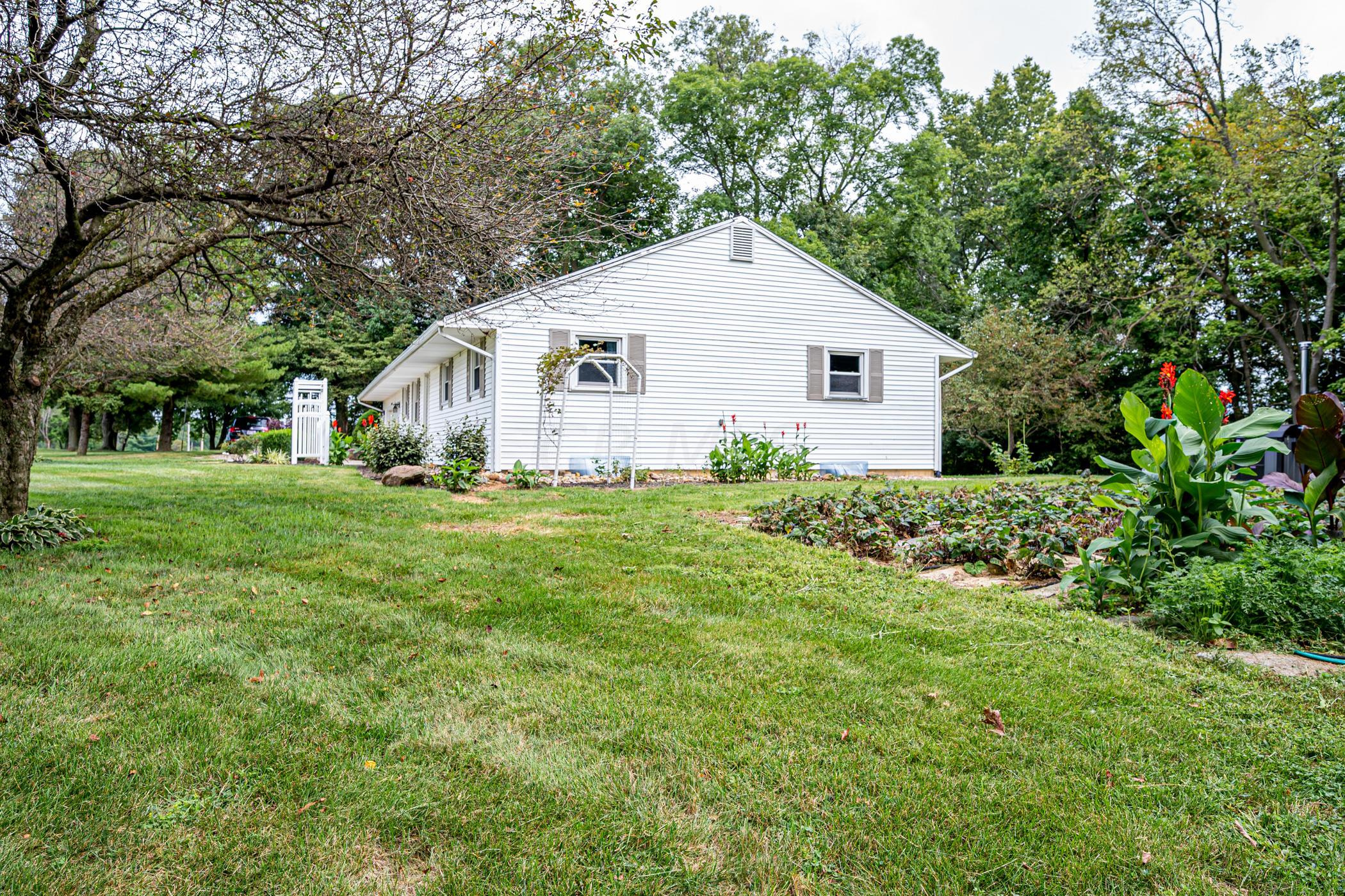 7020 Basil Road Northwest Baltimore, OH 43105 - Photo 32 of 45
