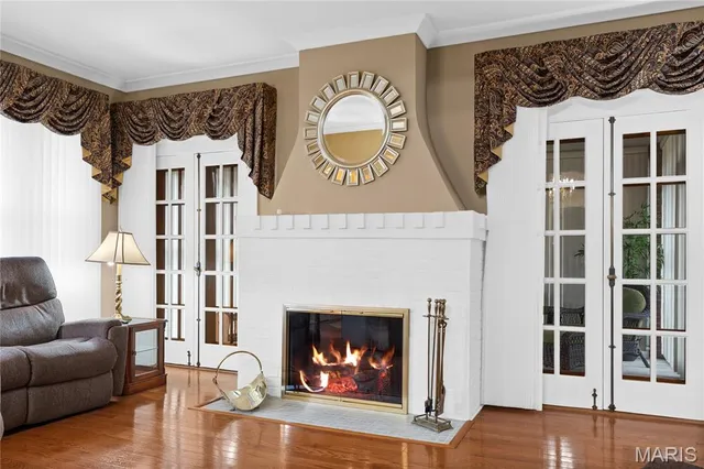 $214,900 | 427 South Douglas Avenue, Belleville, IL 62220