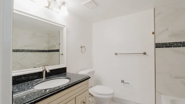 $2,300 | 3760 North Jog Road, Unit 101, West Palm Beach, FL 33411