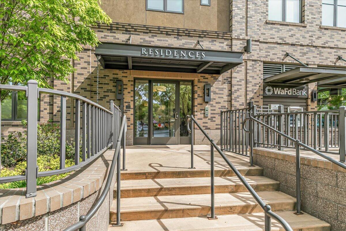175 Lithia Way, Unit 303 Ashland, OR 97520 - Photo 4 of 44